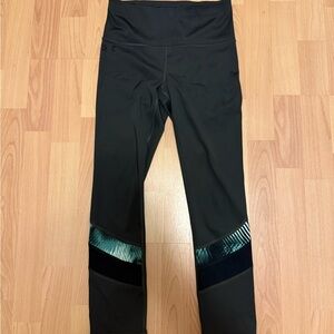 Under Armour Women’s Leggings Size Extra Small